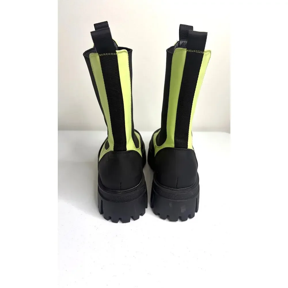 Azalea Wang good preowned